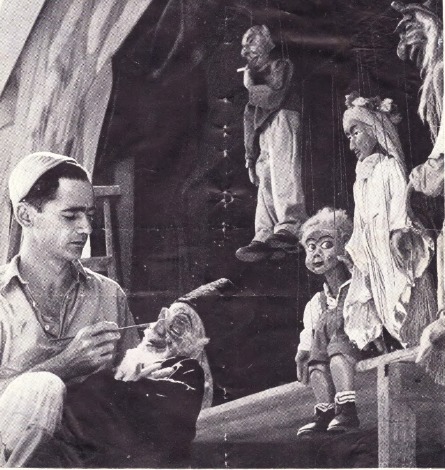 הונזו עובד על המלך בור, 1950