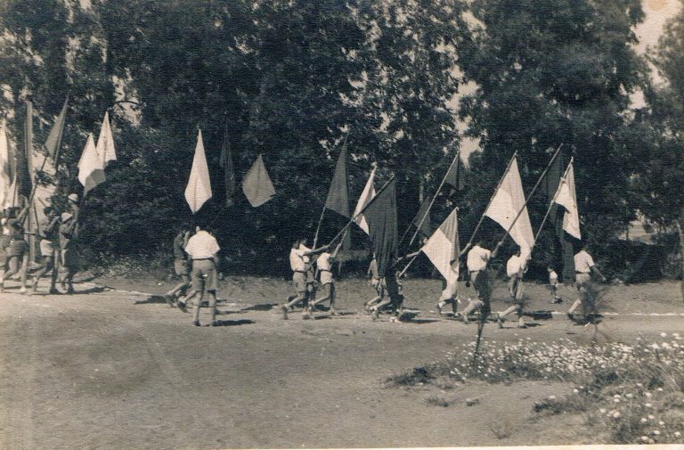 אחד במאי 1945